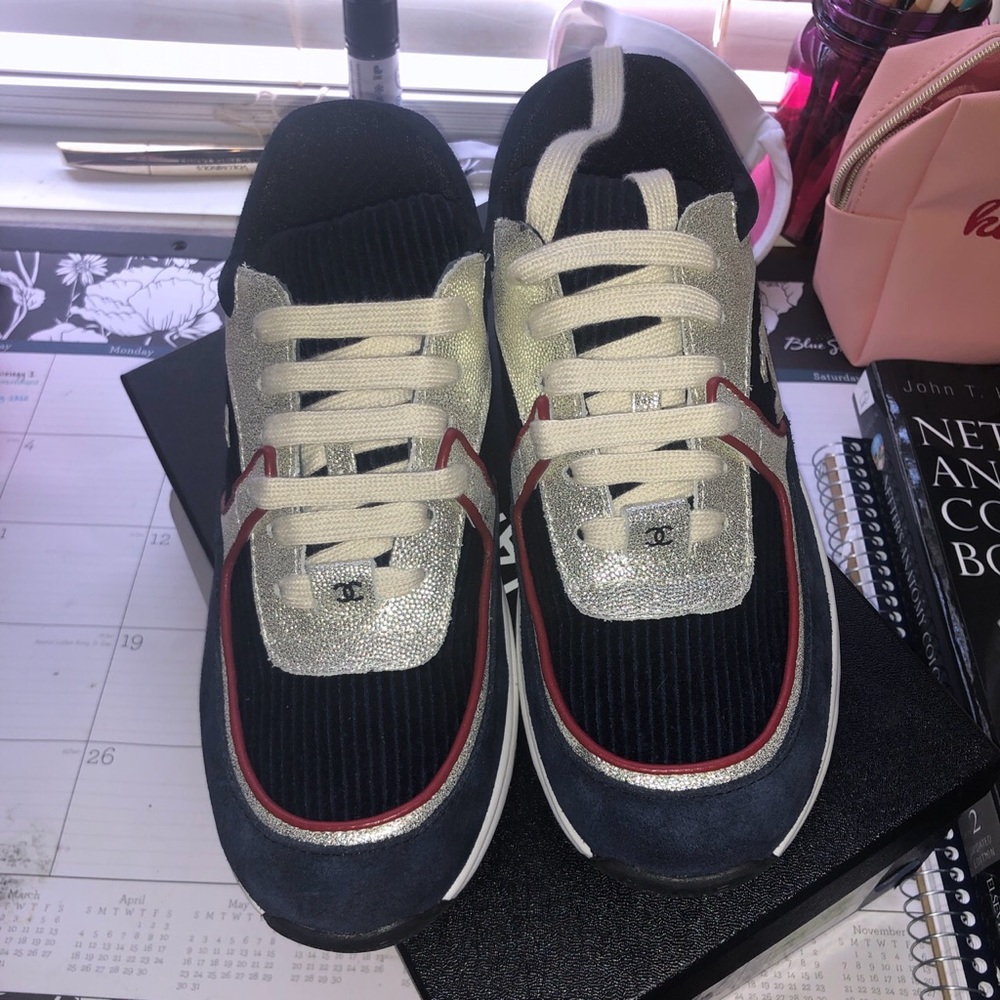 Chanel sneakers - Picture 2 of 6